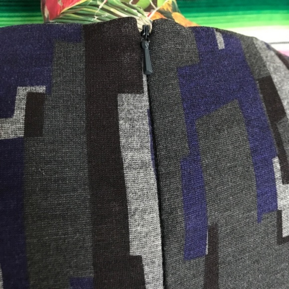 Banana Republic Graphic Geo Print Knit Dress Belte - Picture 7 of 8